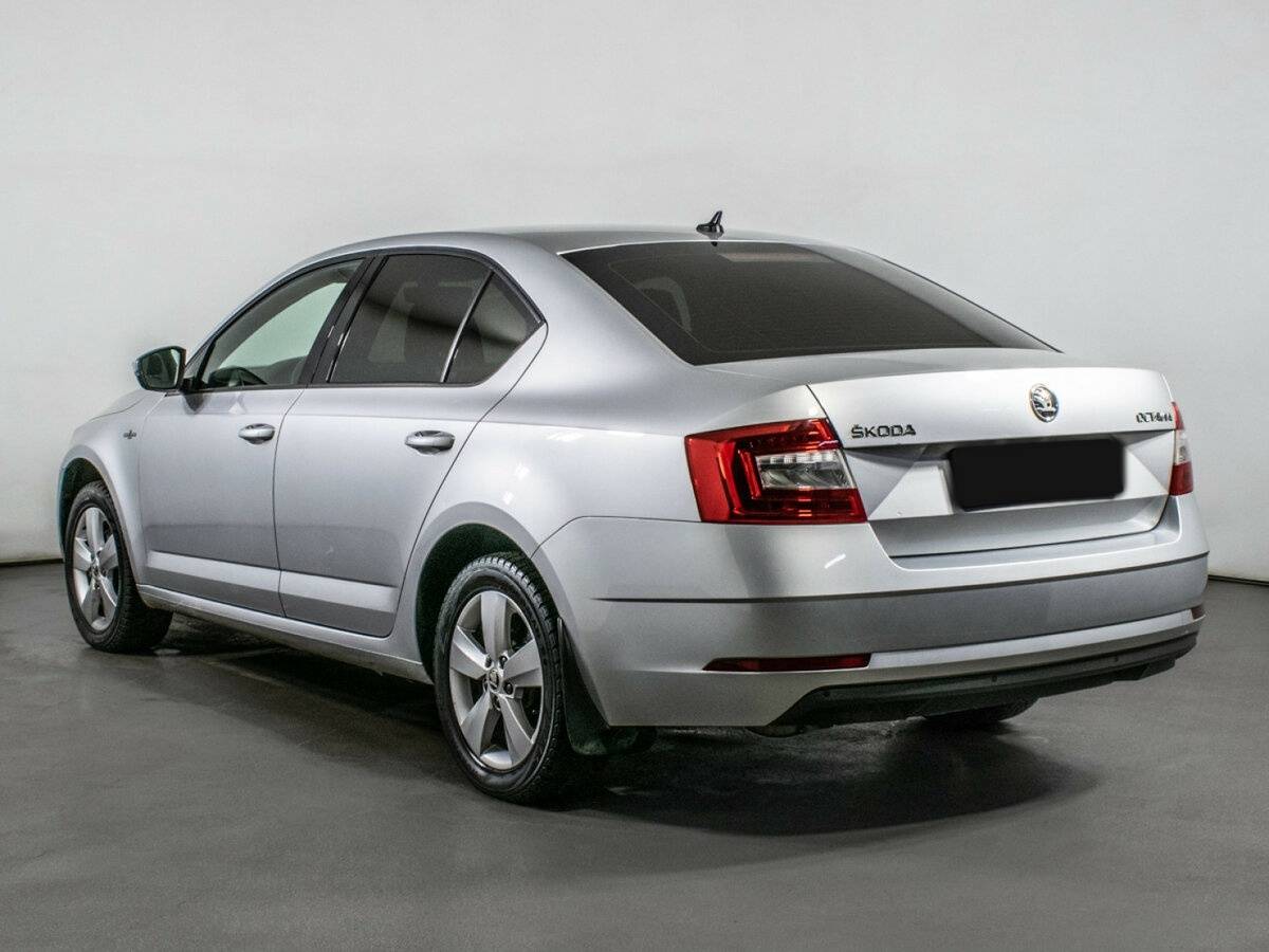 Skoda Octavia 2018 года с пробегом. Фото: #6