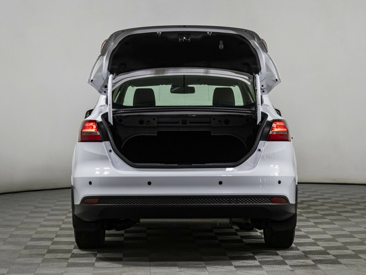 Ford Focus 2018 года с пробегом. Фото: #12