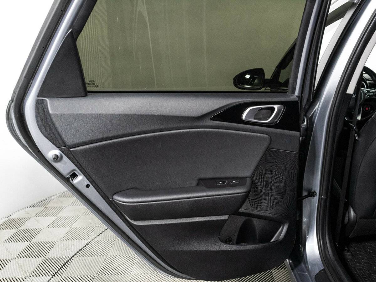 Kia Ceed 2021 года с пробегом. Фото: #25