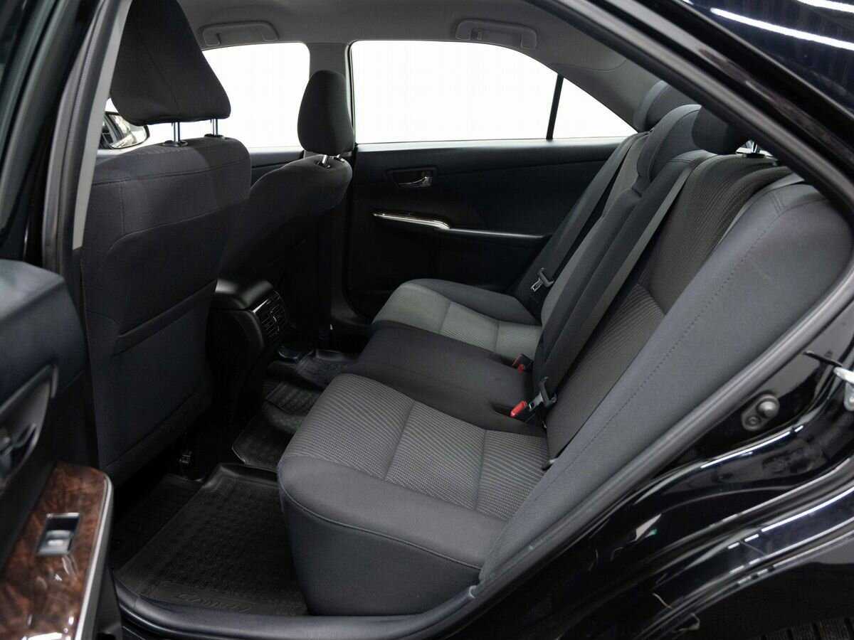 Toyota Camry 2016 года с пробегом. Фото: #8