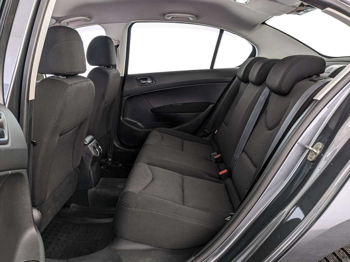 Peugeot 408 2013 года с пробегом. Фото: #17