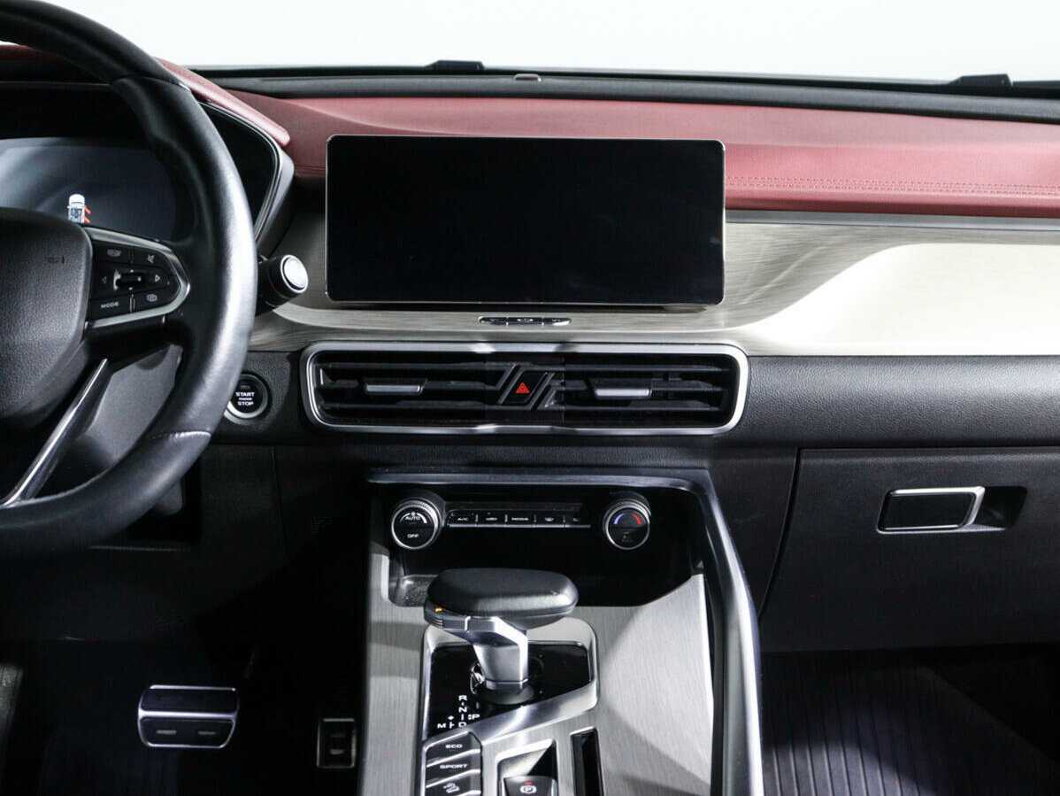 Geely Coolray 2022 года с пробегом. Фото: #12