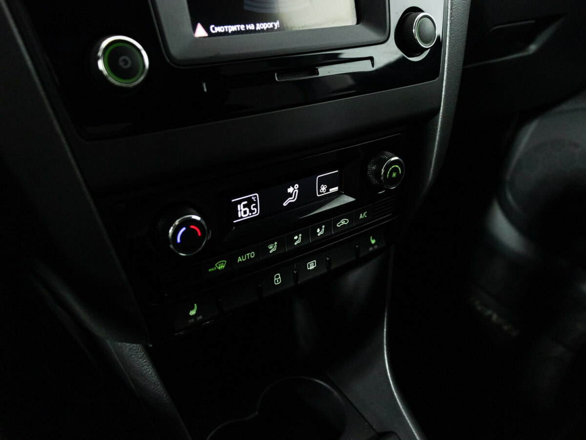 Skoda Rapid 2016 года с пробегом. Фото: #15