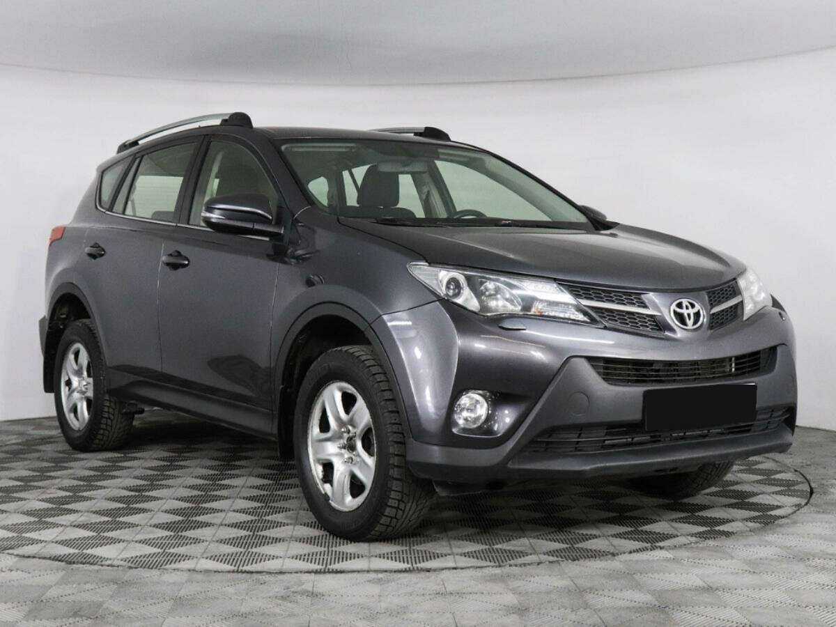 Toyota RAV4 2014 года с пробегом. Фото: #2