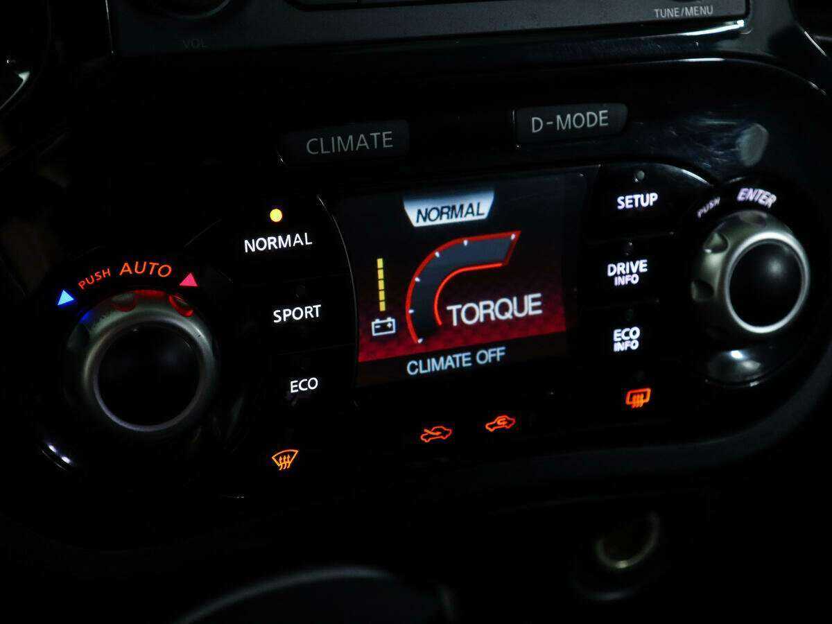 Nissan Juke 2012 года с пробегом. Фото: #17