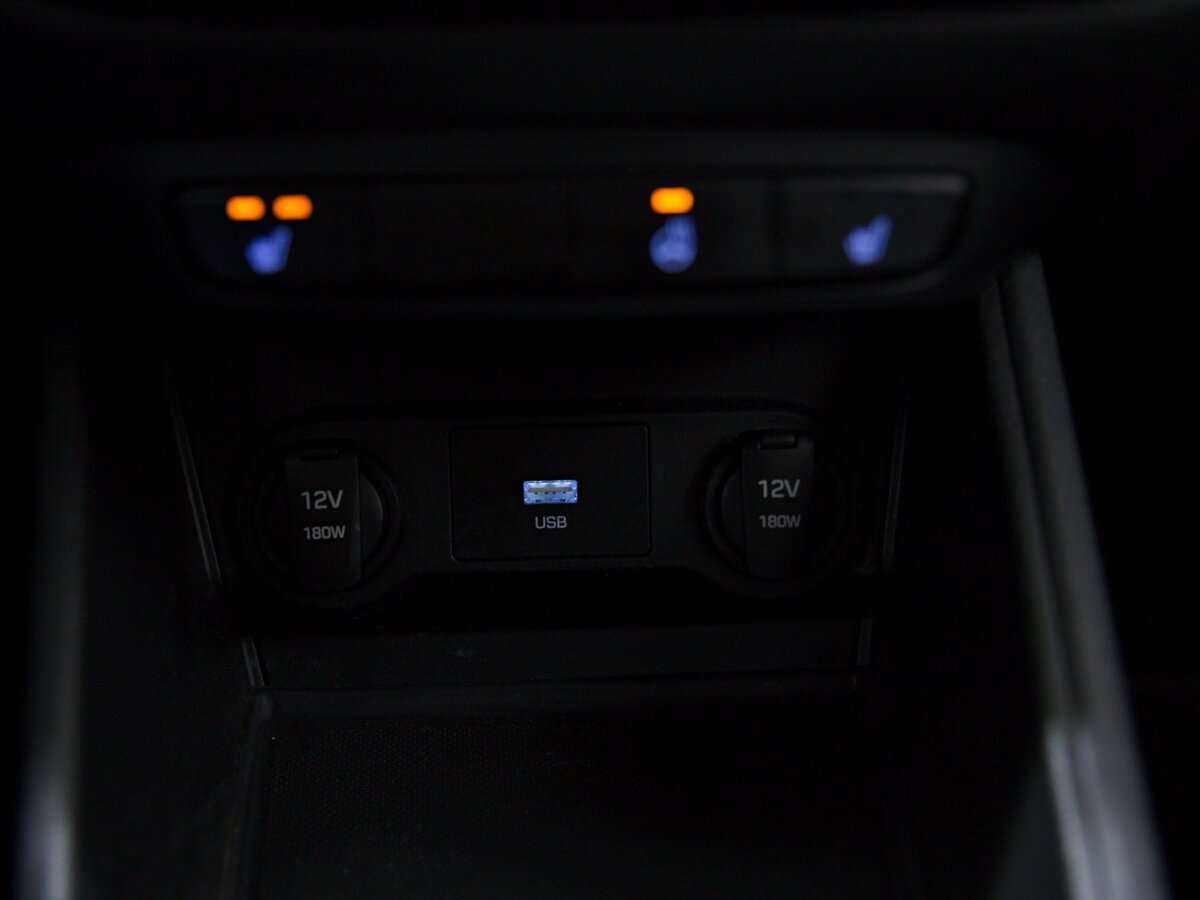 Hyundai Solaris 2021 года с пробегом. Фото: #12