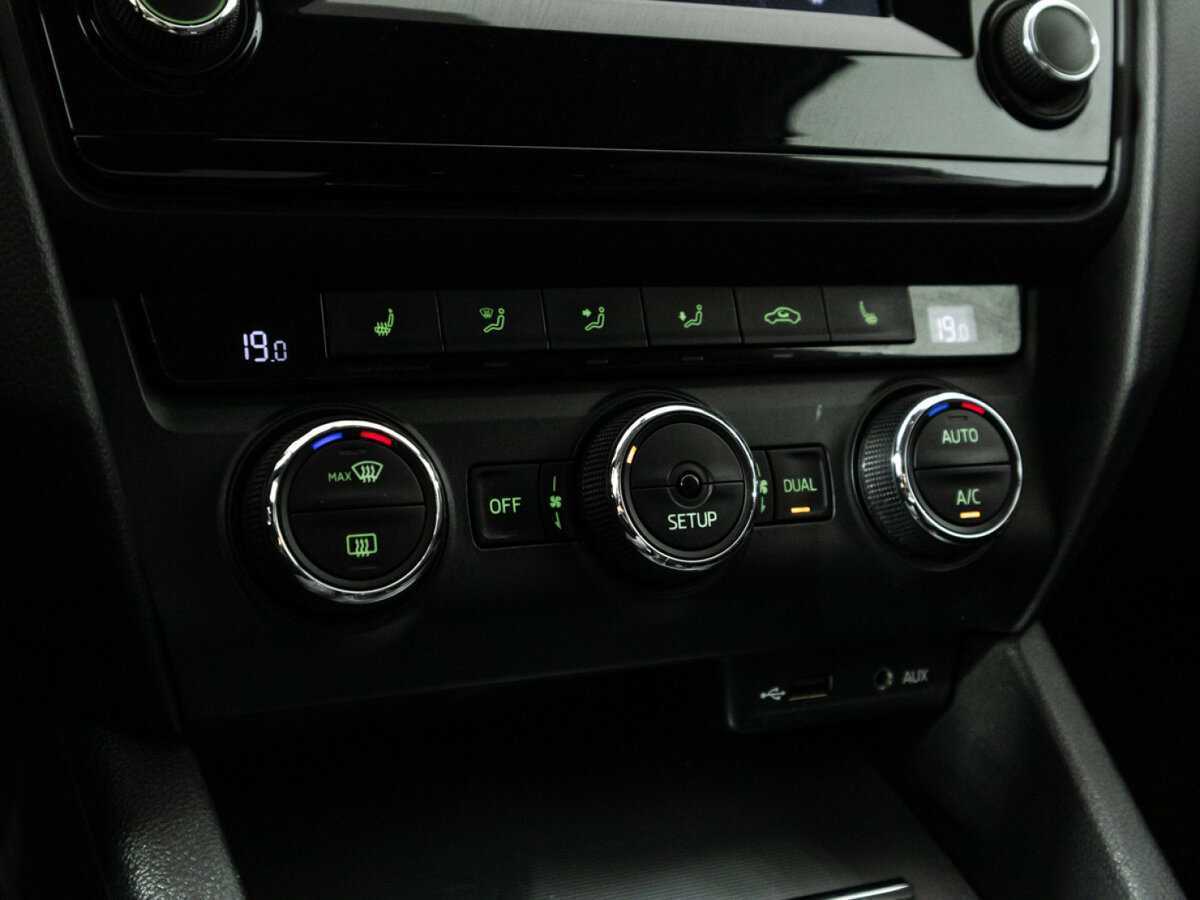 Skoda Octavia 2013 года с пробегом. Фото: #13