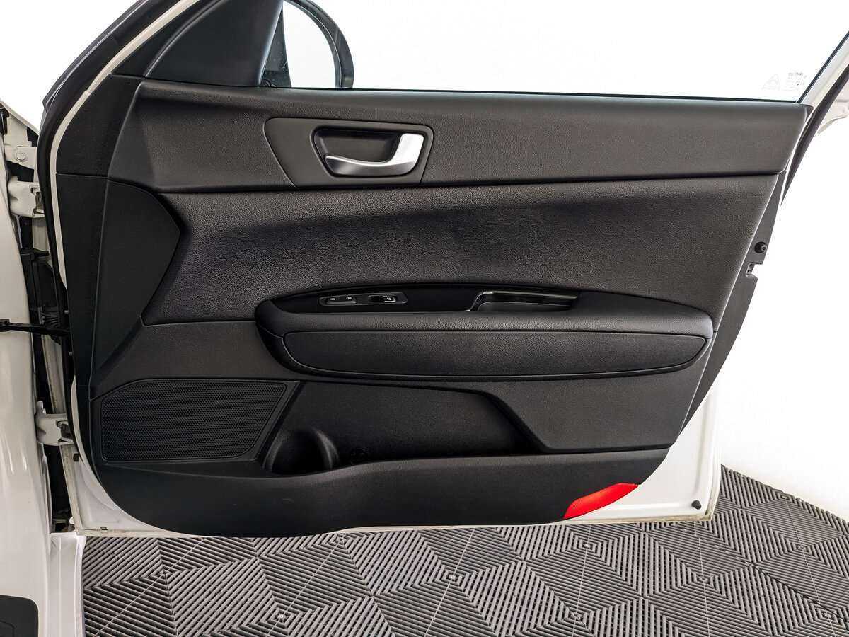 Kia Optima 2020 года с пробегом. Фото: #23