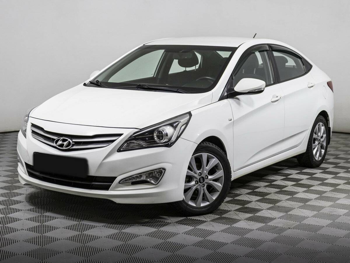 Hyundai Solaris 2015 года с пробегом. Посмотреть фото