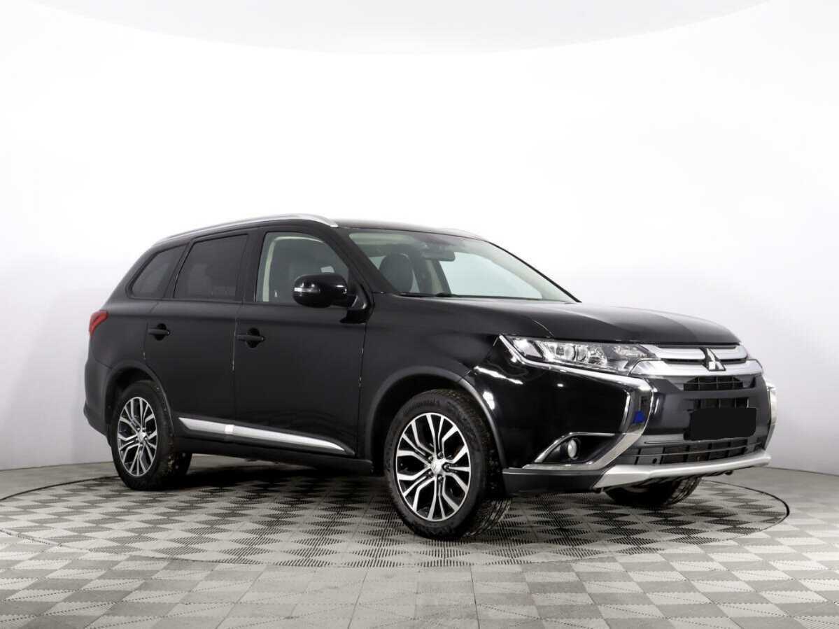Mitsubishi Outlander 2017 года с пробегом. Фото: #2