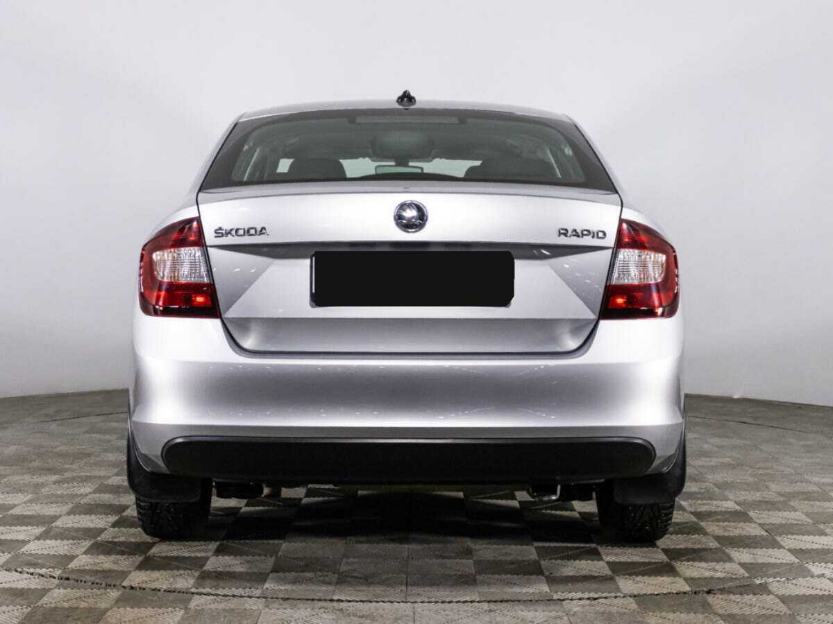 Skoda Rapid 2018 года с пробегом. Фото: #5