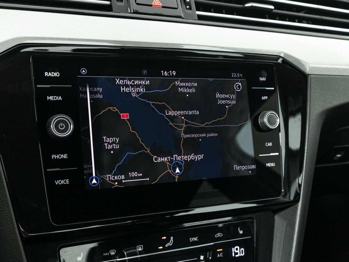 Volkswagen Passat 2020 года с пробегом. Фото: #18