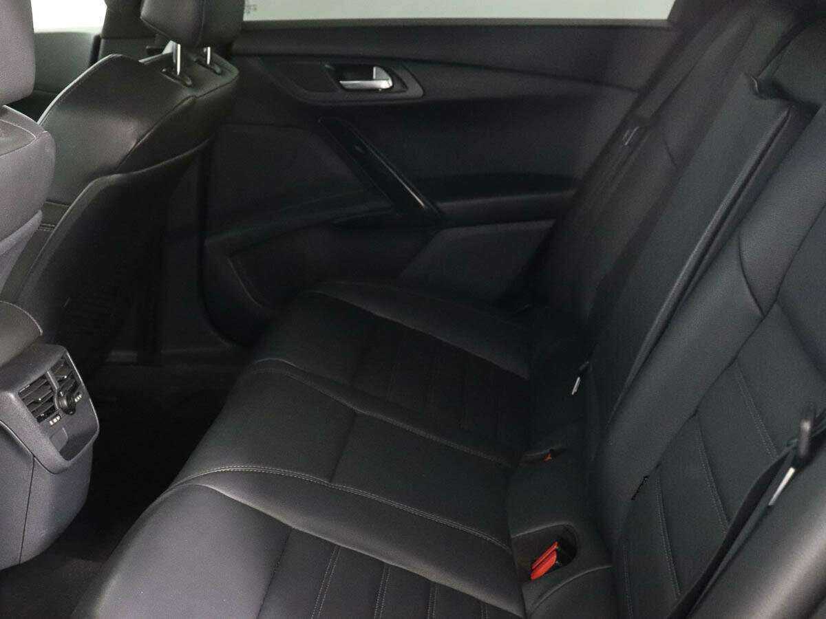 Peugeot 508 2012 года с пробегом. Фото: #8