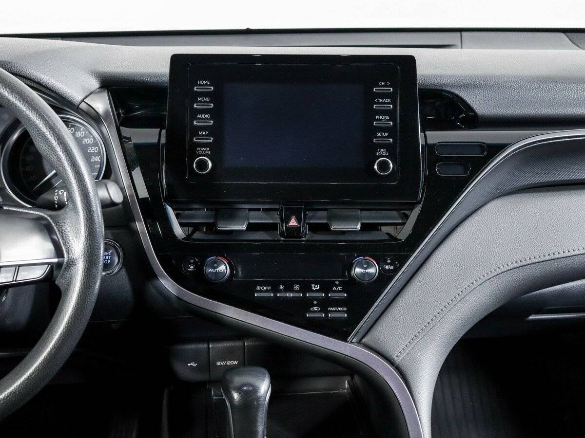 Toyota Camry 2021 года с пробегом. Фото: #12