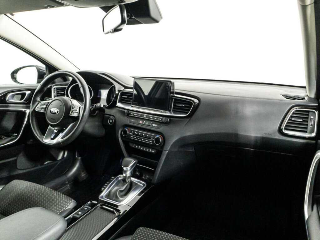 Kia Ceed 2020 года с пробегом. Фото: #8