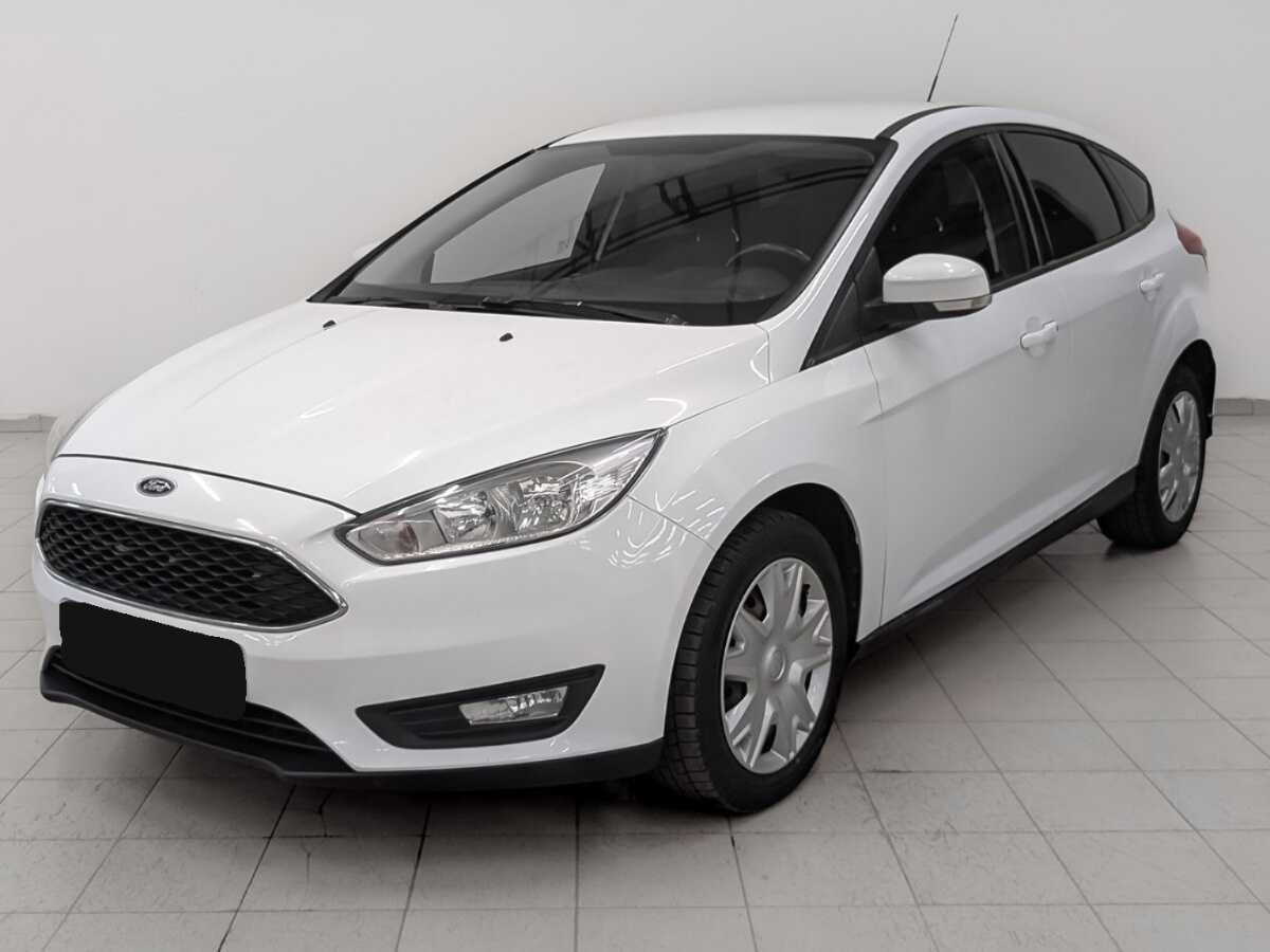 Ford Focus 2015 года с пробегом. Посмотреть фото