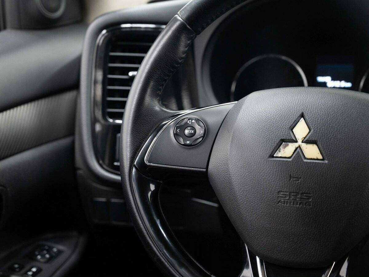 Mitsubishi Outlander 2017 года с пробегом. Фото: #13