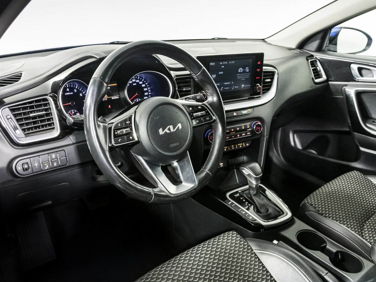 Kia Ceed 2021 года с пробегом. Фото: #8