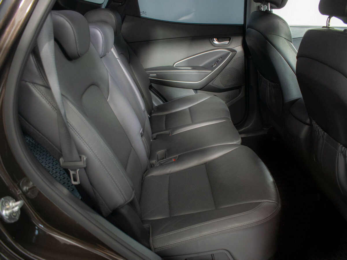 Hyundai Santa Fe 2017 года с пробегом. Фото: #7