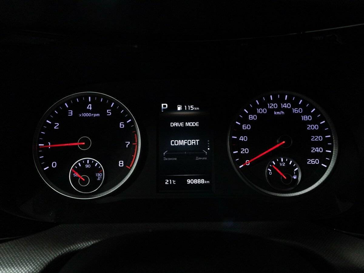 Kia K5 2021 года с пробегом. Фото: #12