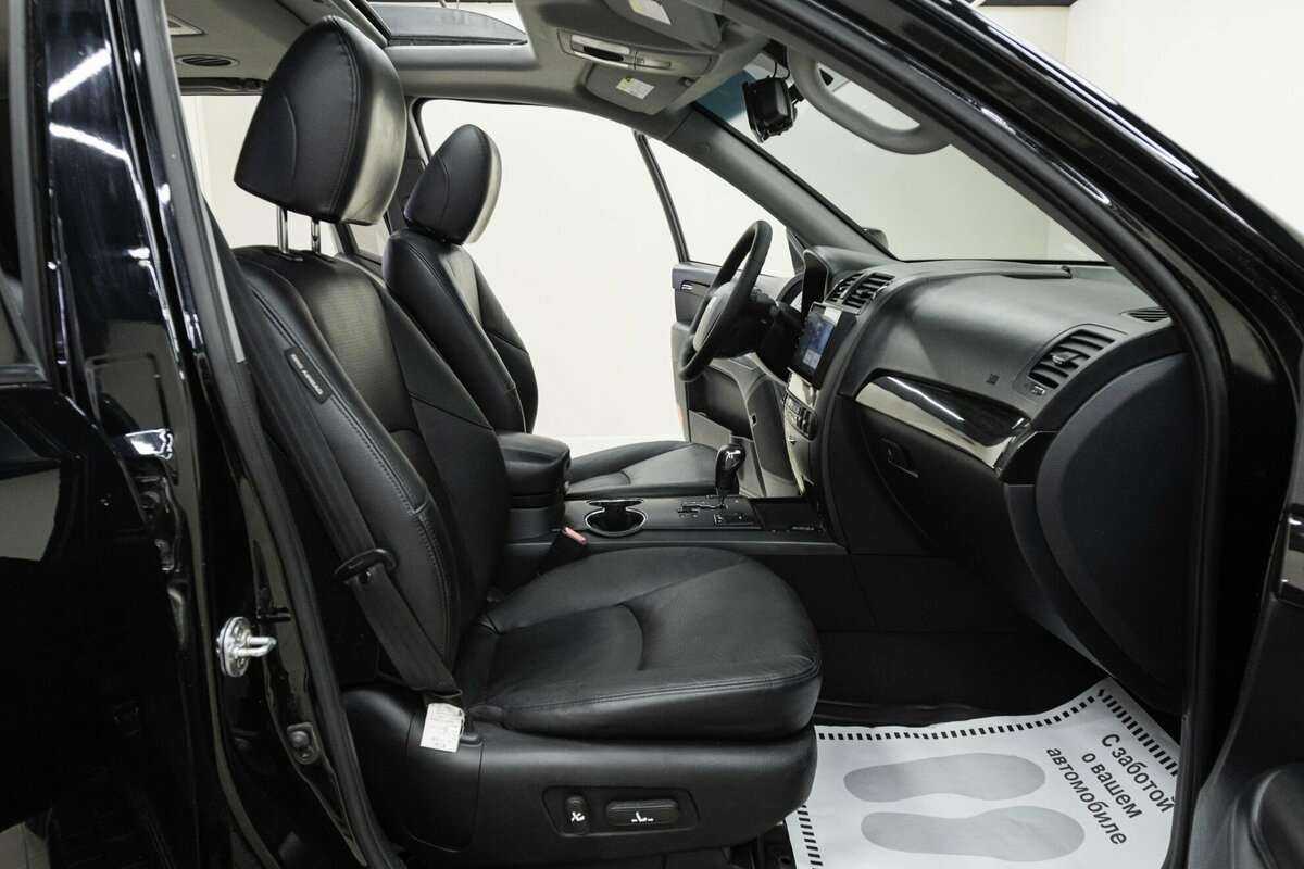 Kia Mohave 2012 года с пробегом. Фото: #12