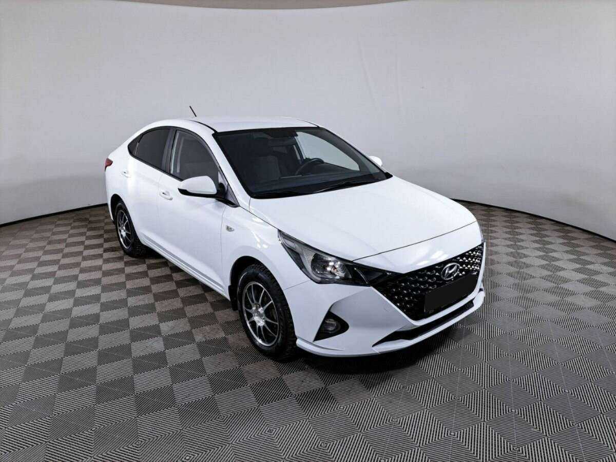 Hyundai Solaris 2021 года с пробегом. Фото: #1