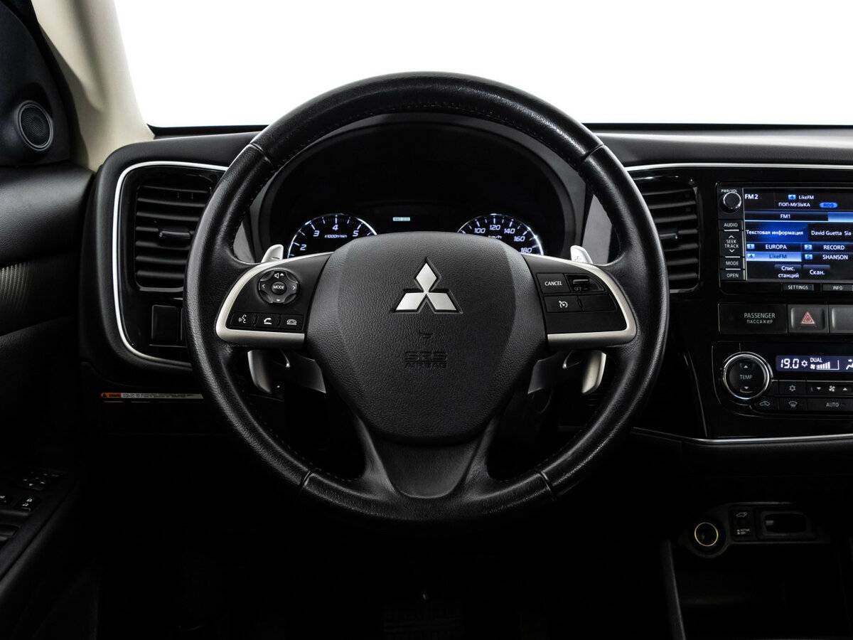 Mitsubishi Outlander 2014 года с пробегом. Фото: #9