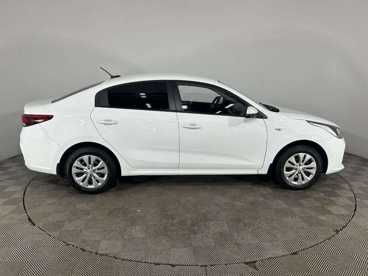 Kia Rio 2018 года с пробегом. Фото: #3