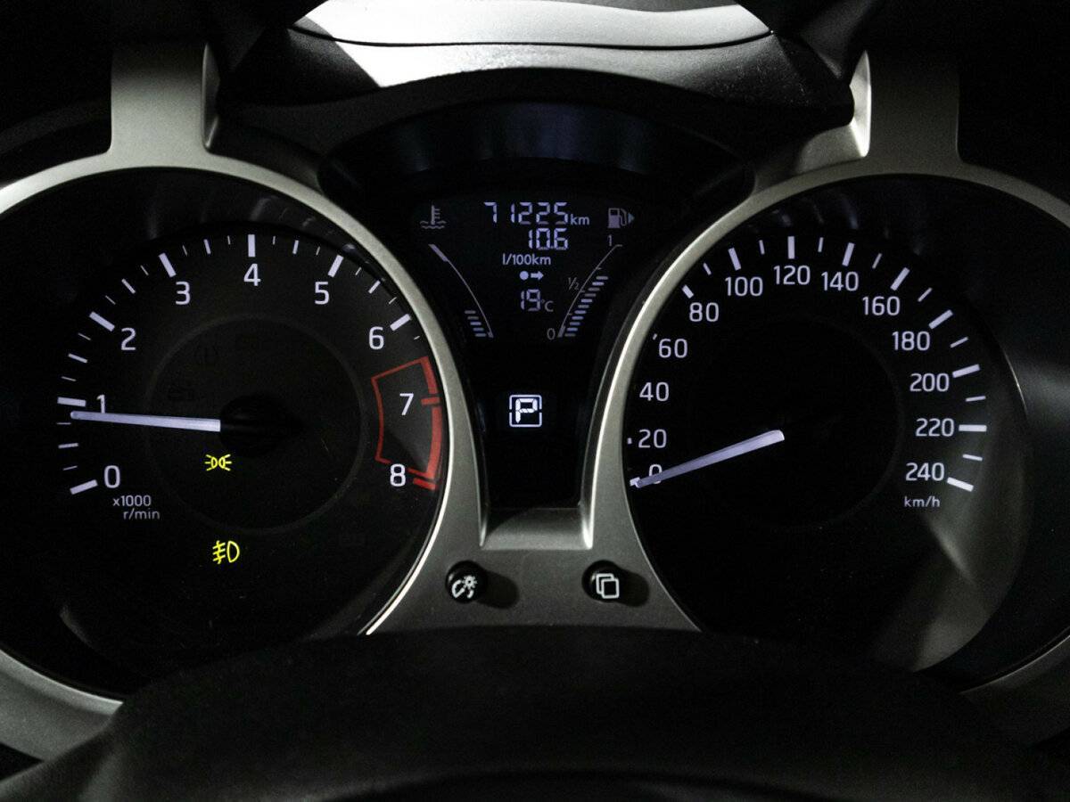 Nissan Juke 2018 года с пробегом. Фото: #11