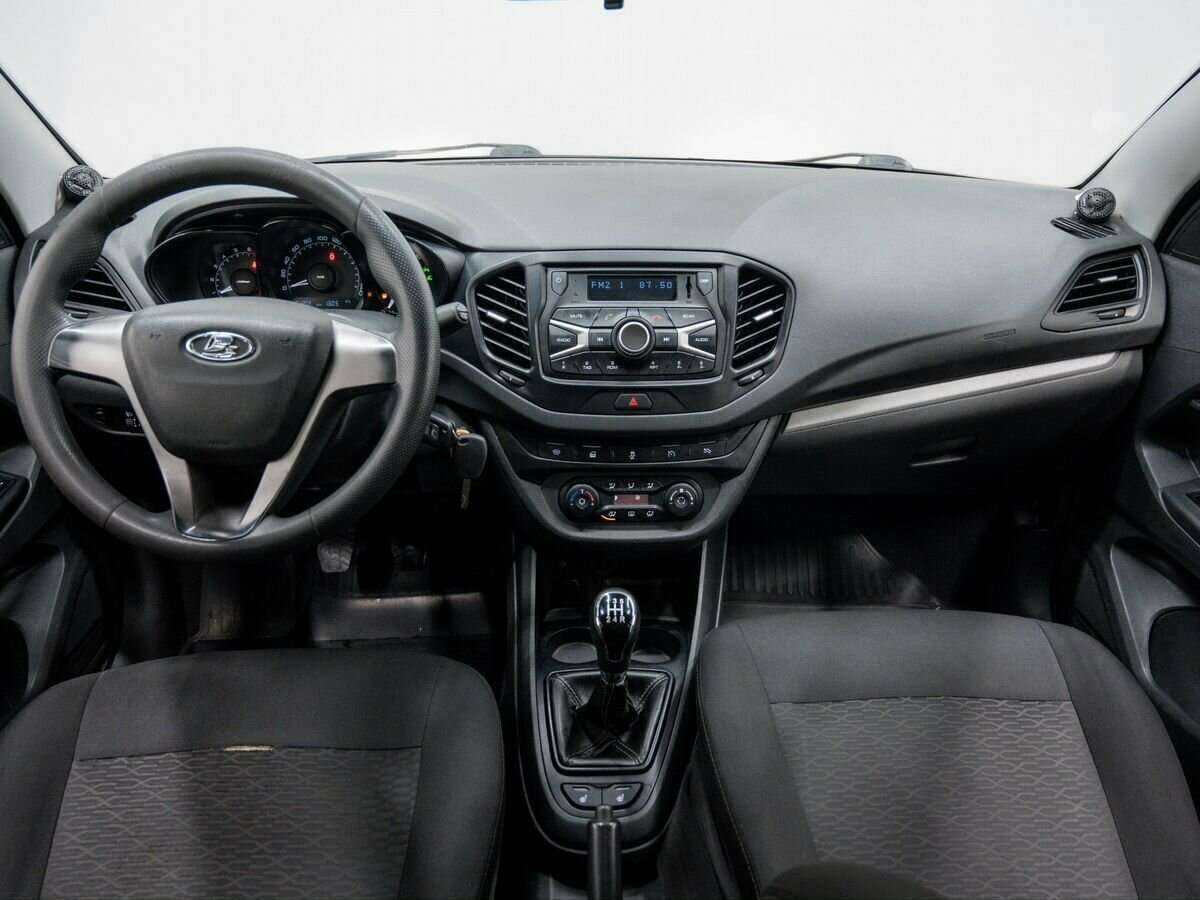 Lada (ВАЗ) Vesta 2015 года с пробегом. Фото: #9