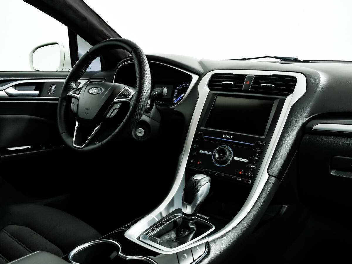 Ford Mondeo 2015 года с пробегом. Фото: #8