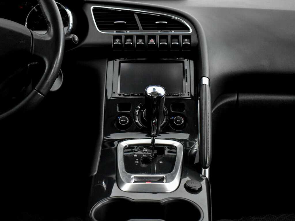 Peugeot 3008 2014 года с пробегом. Фото: #12