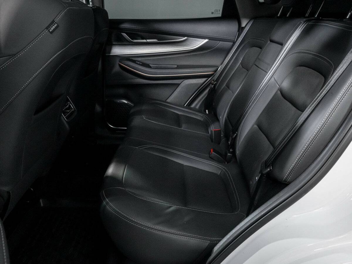 EXEED LX 2023 года с пробегом. Фото: #9