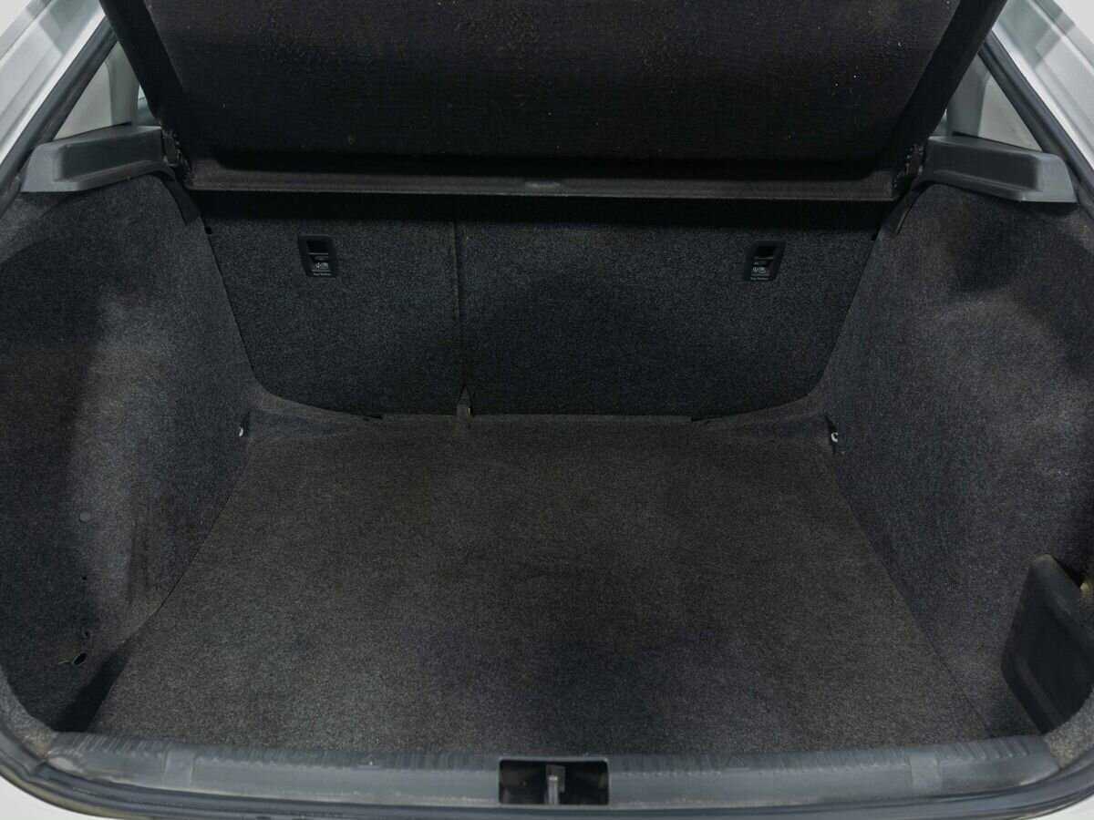 Skoda Rapid 2015 года с пробегом. Фото: #20