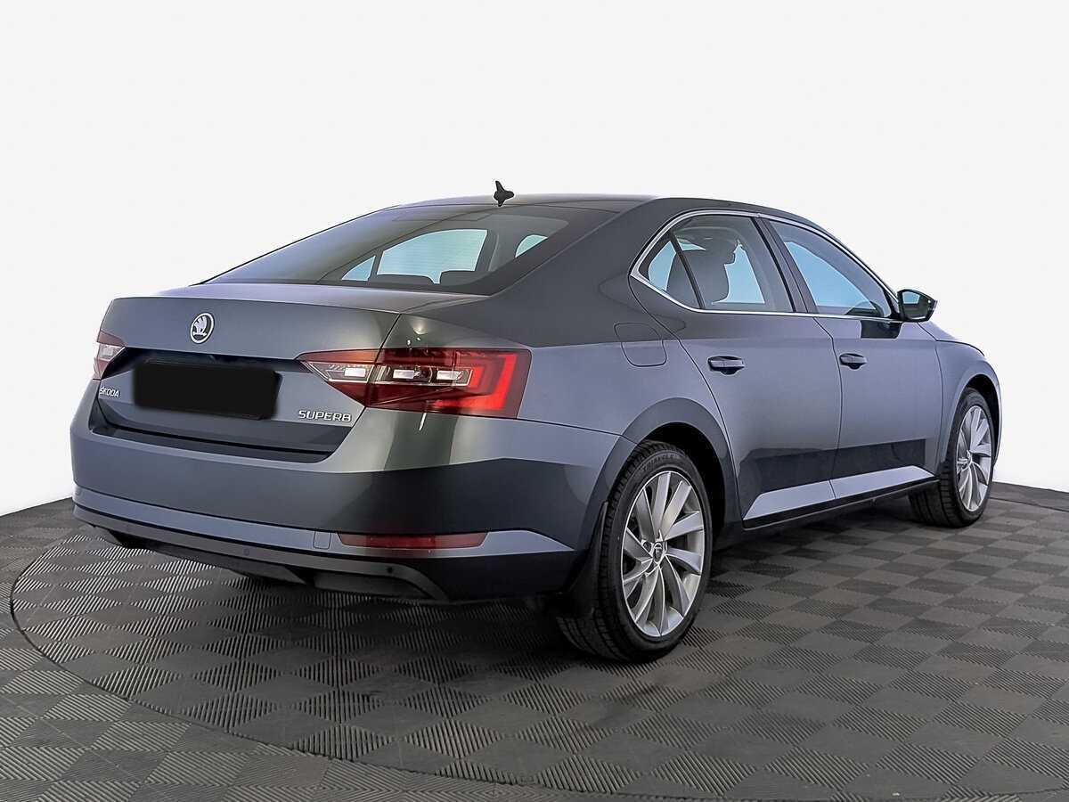 Skoda Superb 2018 года с пробегом. Фото: #4