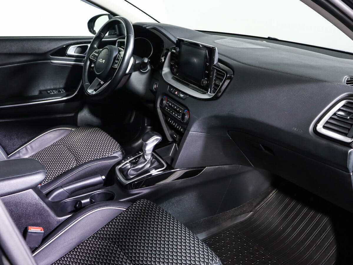 Kia Ceed 2021 года с пробегом. Фото: #8