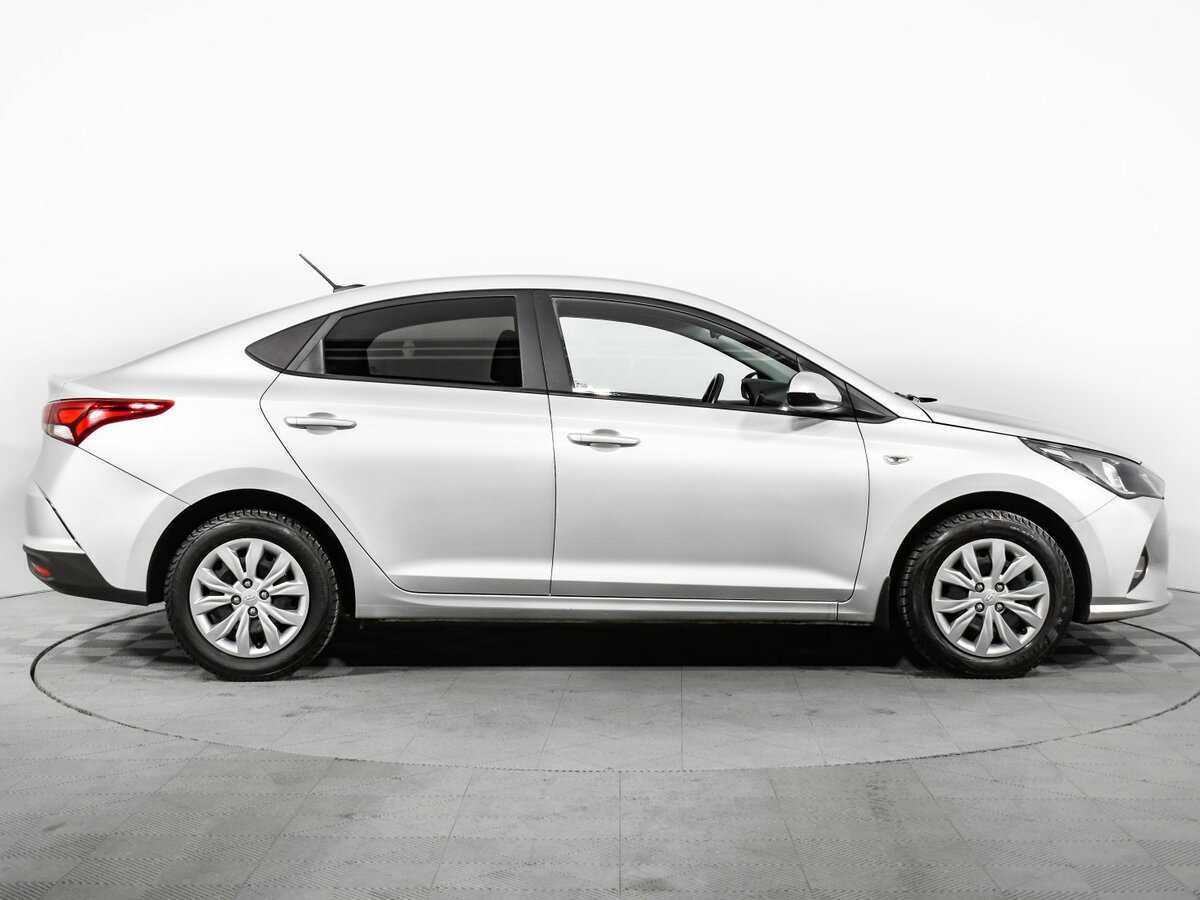 Hyundai Solaris 2021 года с пробегом. Фото: #3
