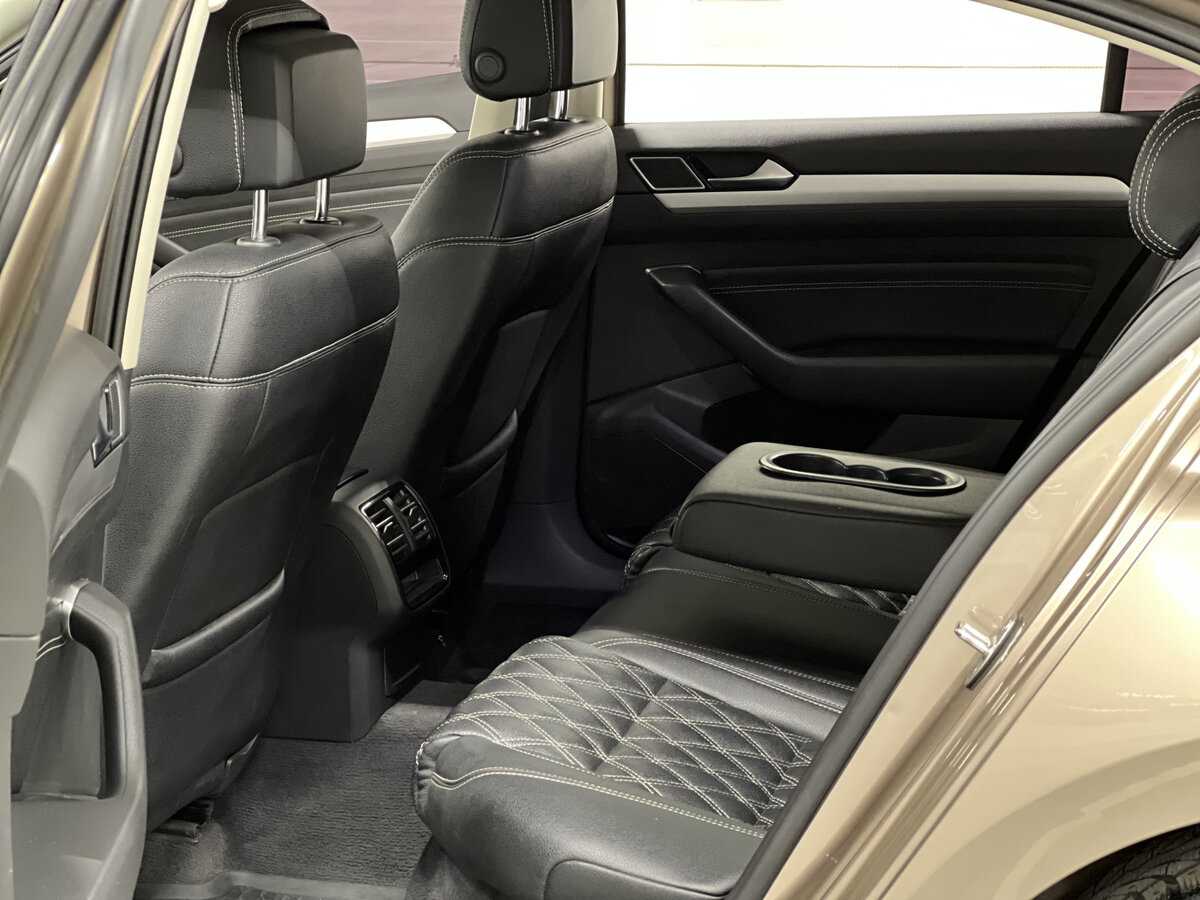 Volkswagen Passat 2016 года с пробегом. Фото: #11