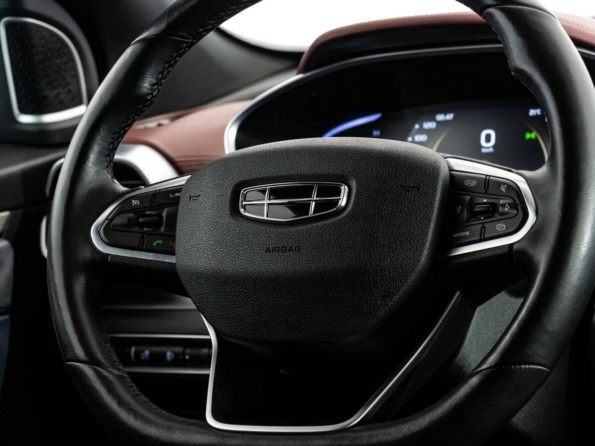 Geely Coolray 2021 года с пробегом. Фото: #11