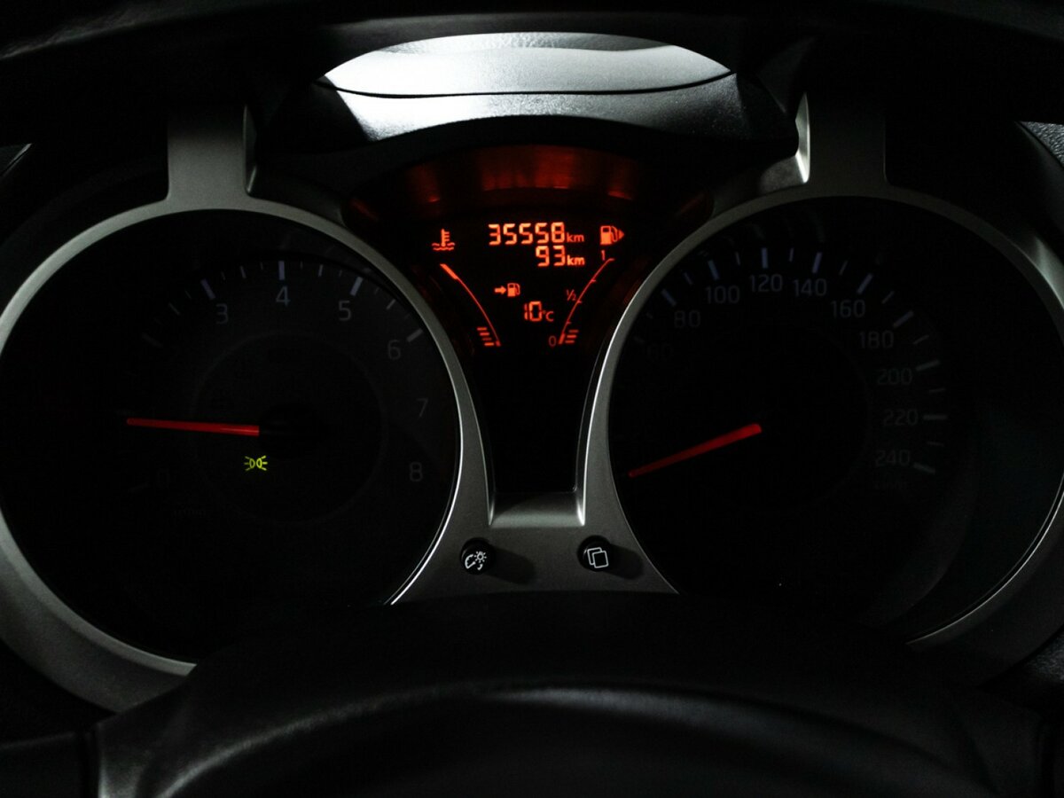 Nissan Juke 2017 года с пробегом. Фото: #11