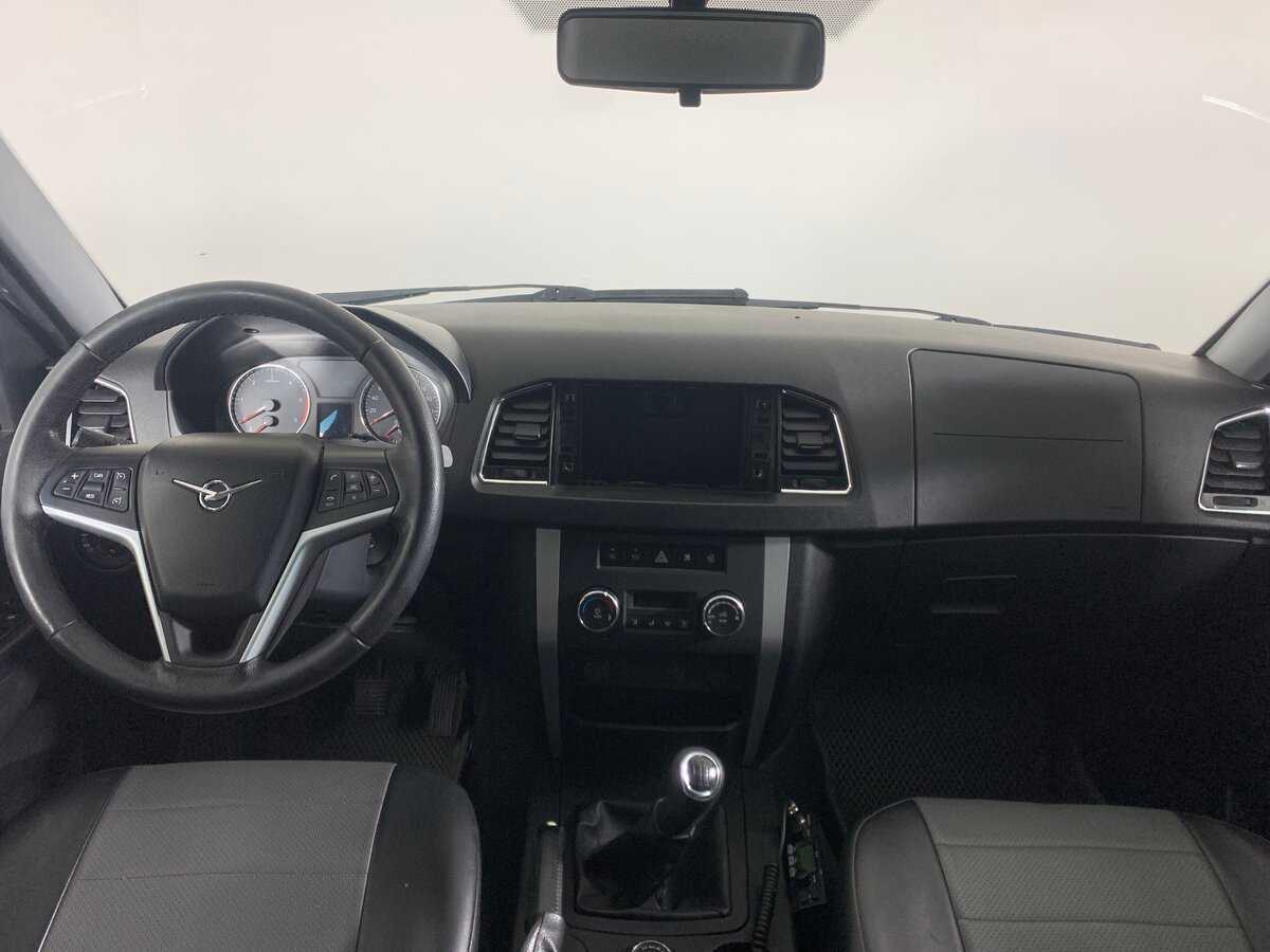 УАЗ Patriot 2017 года с пробегом. Фото: #12