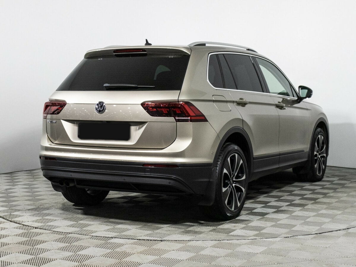 Volkswagen Tiguan 2019 года с пробегом. Фото: #4