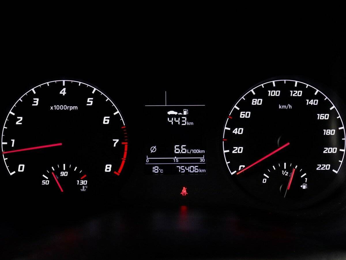 Hyundai Solaris 2021 года с пробегом. Фото: #8