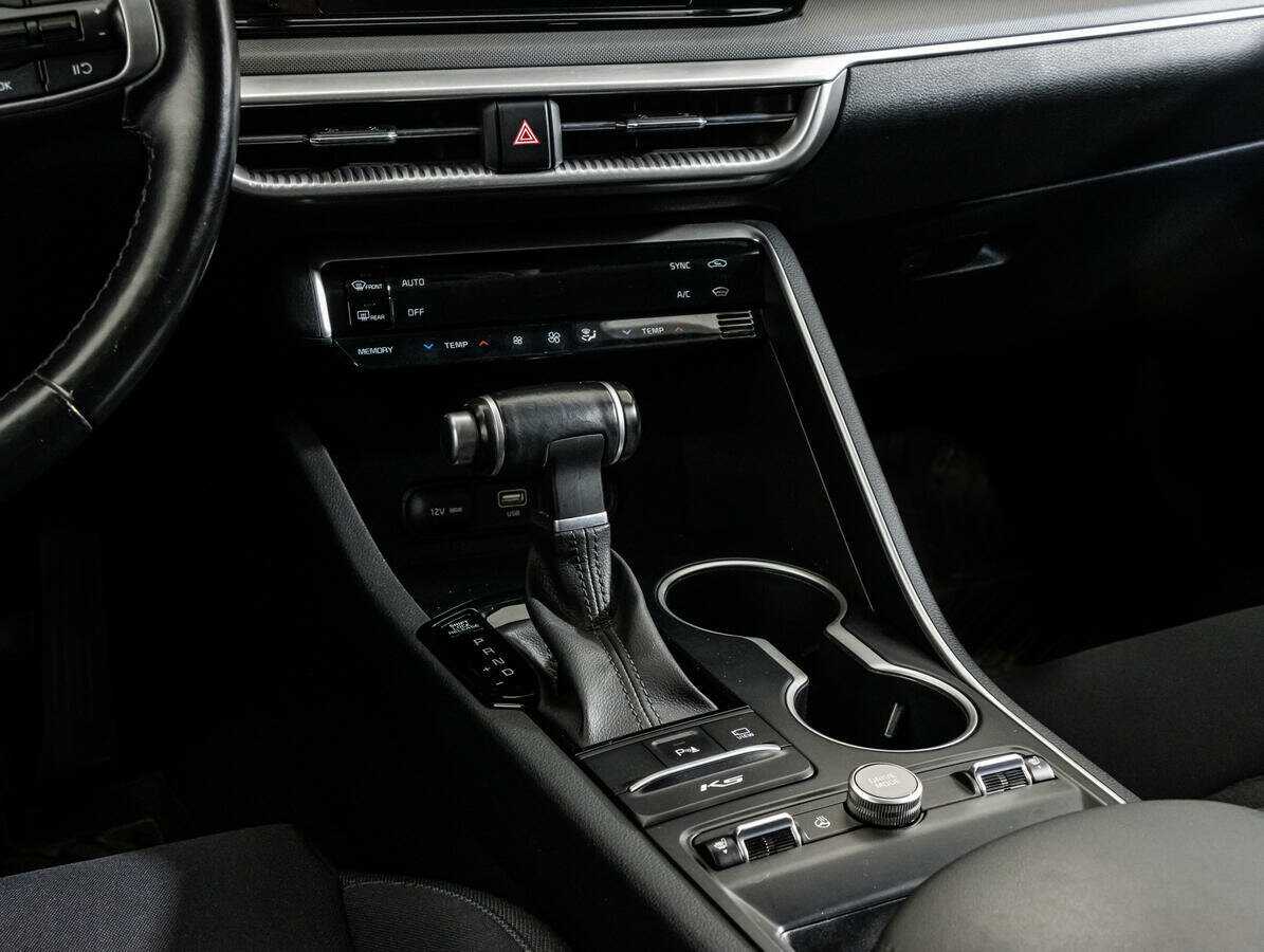 Kia K5 2021 года с пробегом. Фото: #9