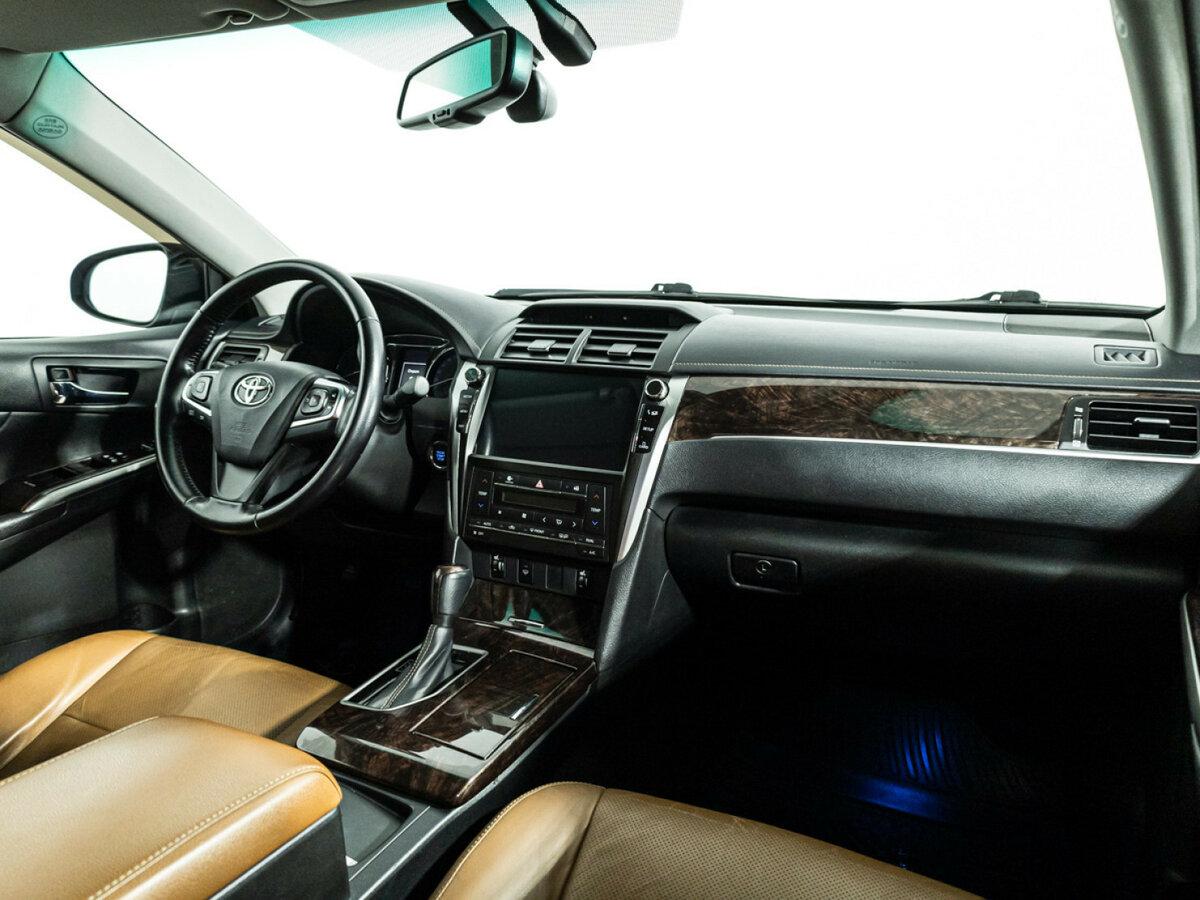 Toyota Camry 2016 года с пробегом. Фото: #6