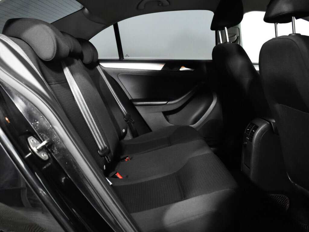 Volkswagen Jetta 2015 года с пробегом. Фото: #6