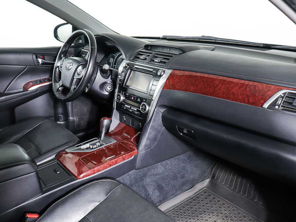 Toyota Camry 2014 года с пробегом. Фото: #8