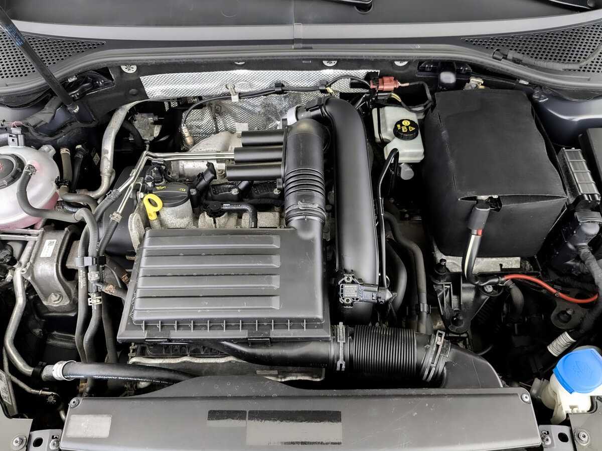 Volkswagen Passat 2017 года с пробегом. Фото: #8