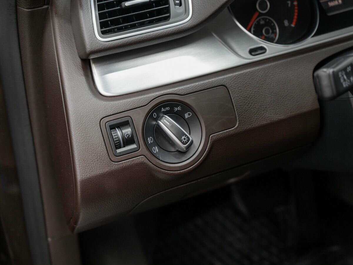 Volkswagen Passat 2012 года с пробегом. Фото: #16