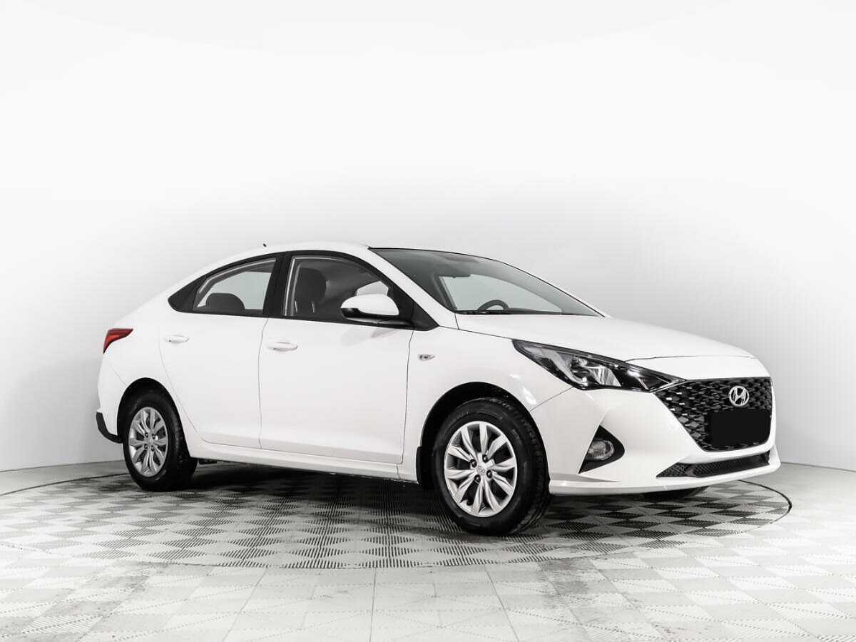 Hyundai Solaris 2021 года с пробегом. Фото: #2